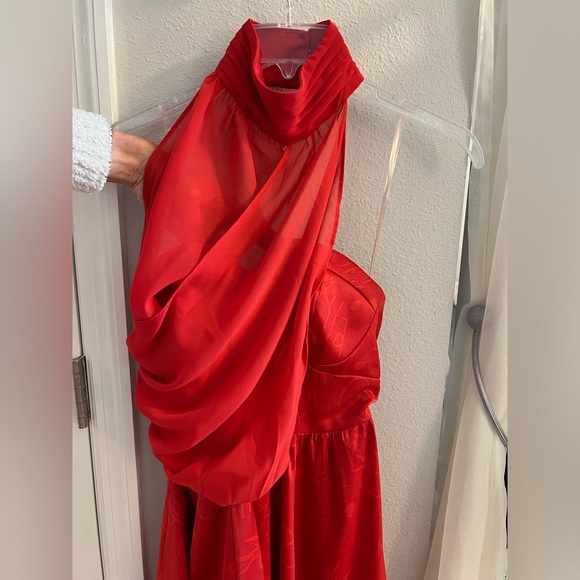 CURELLA DISNEY DRESS SIZE XS NWOT RED LIVE ACTION WITH POCKETS - Picture 11 of 13